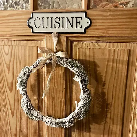 L'ancienne Poste - D'hotes Et Table De Degustation Oda ve Kahvaltı 3*